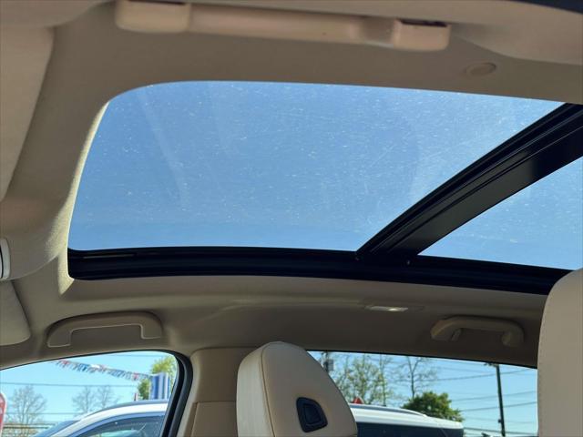 2023 Acura MDX Standard