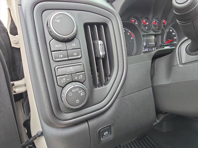 2026 Chevrolet Silverado 1500 4WD Crew Cab Short Bed Custom Trail Boss