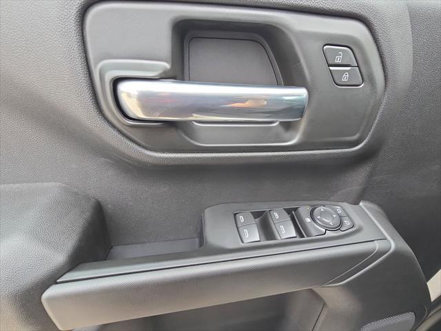 2026 Chevrolet Silverado 1500 4WD Crew Cab Short Bed Custom Trail Boss