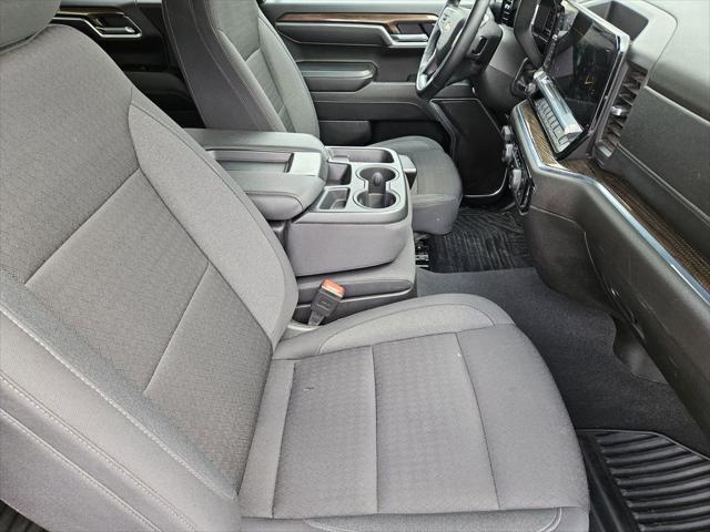 2025 Chevrolet Silverado 1500 2WD Crew Cab Short Bed LT