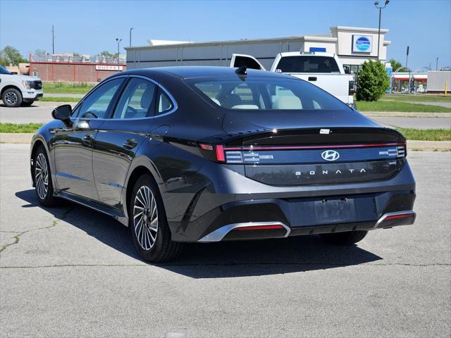 2025 Hyundai Sonata Hybrid SEL