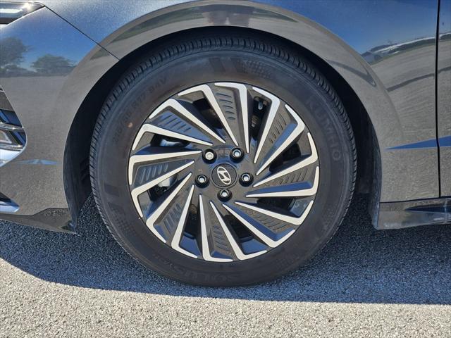 2025 Hyundai Sonata Hybrid SEL