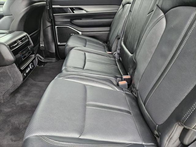 2025 Jeep Wagoneer Carbide 4x4