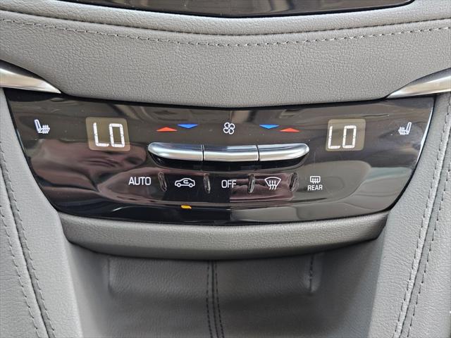2022 Cadillac XT5 FWD Premium Luxury