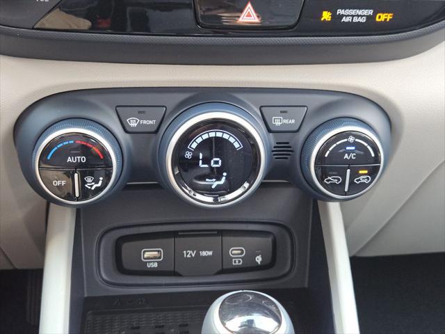 2026 Hyundai Venue SEL w/Two-Tone Roof