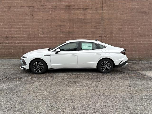 2026 Hyundai Sonata Hybrid Blue