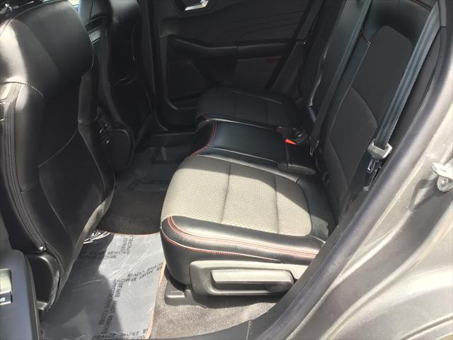 2023 Ford Escape ST-Line Select