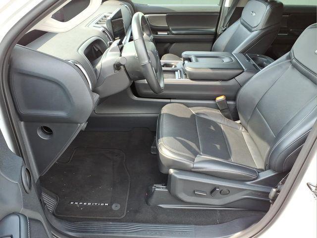 2025 Ford Expedition Platinum MAX
