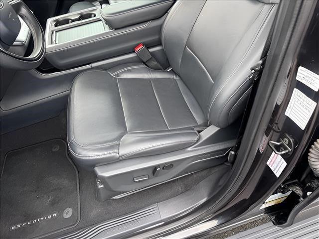 2025 Ford Expedition Platinum MAX