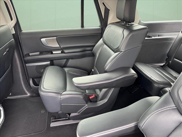 2025 Ford Expedition Platinum MAX