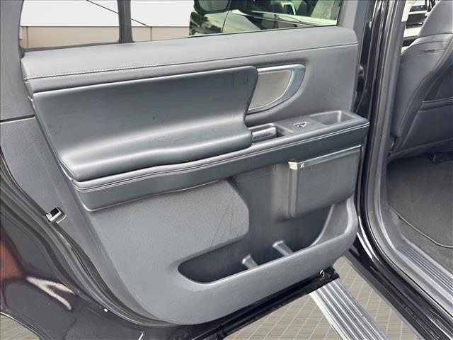 2025 Ford Expedition Platinum MAX
