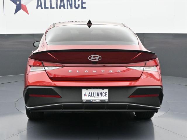 2025 Hyundai Elantra SEL Sport