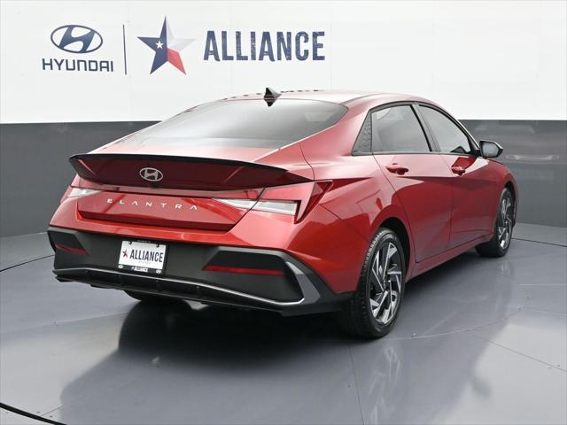 2025 Hyundai Elantra SEL Sport