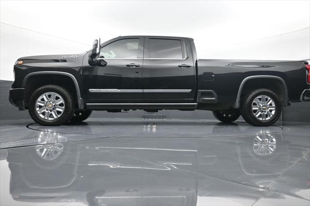2024 Chevrolet Silverado 2500HD 4WD Crew Cab Long Bed High Country