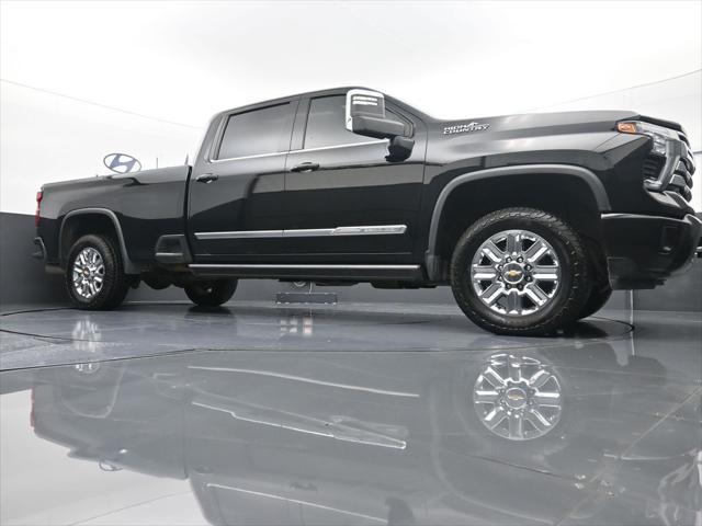 2024 Chevrolet Silverado 2500HD 4WD Crew Cab Long Bed High Country