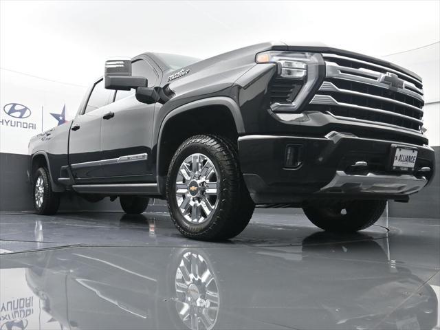 2024 Chevrolet Silverado 2500HD 4WD Crew Cab Long Bed High Country