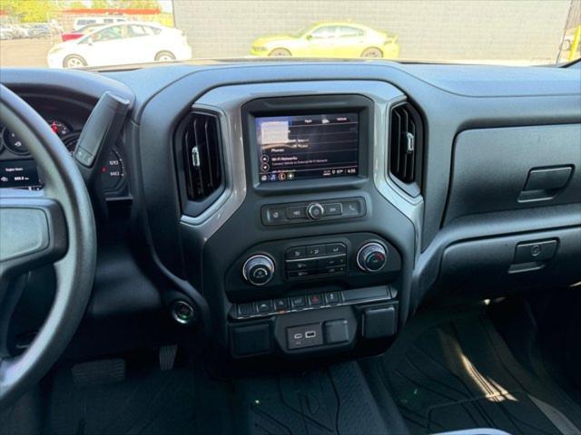 2025 Chevrolet Silverado 1500 4WD Crew Cab Short Bed Custom
