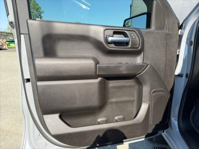 2025 Chevrolet Silverado 1500 4WD Crew Cab Short Bed Custom