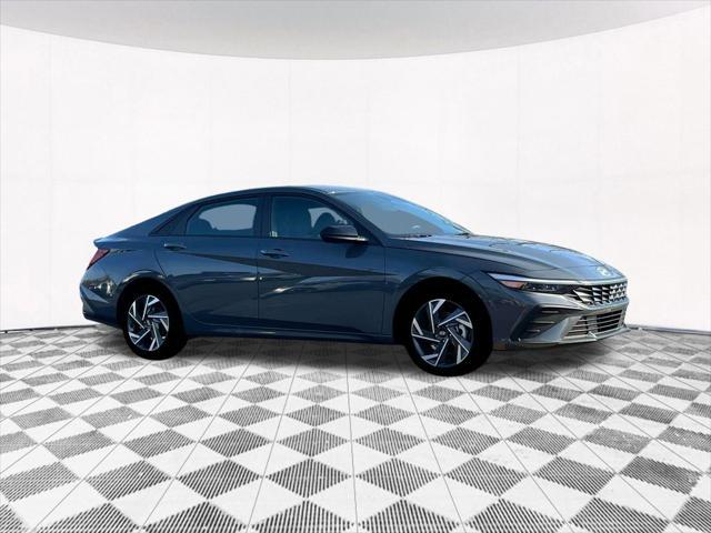 2025 Hyundai Elantra Hybrid SEL Sport