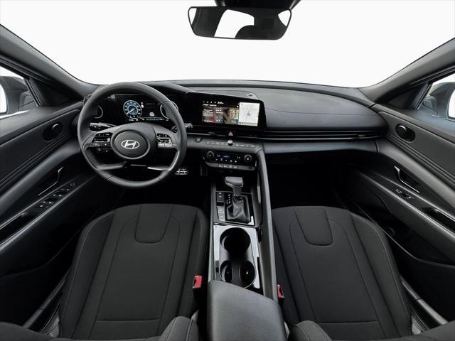 2025 Hyundai Elantra Hybrid SEL Sport