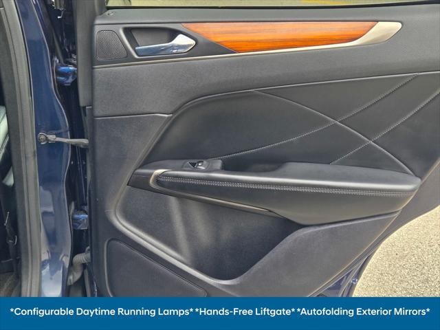 2015 Lincoln MKC Base