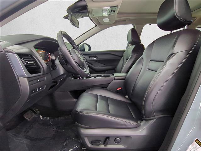 2024 Nissan Rogue SL FWD