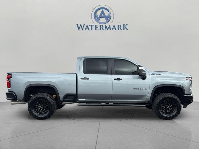 2025 Chevrolet Silverado 2500HD 4WD Crew Cab Standard Bed ZR2