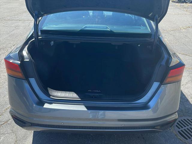 2025 Nissan Altima SV FWD
