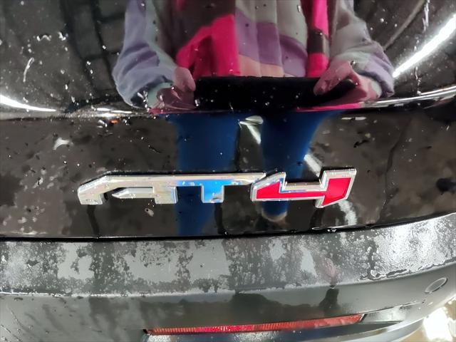 2021 GMC Acadia AT4