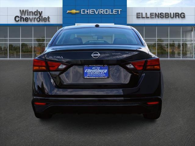 2025 Nissan Altima SV FWD