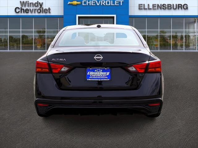 2025 Nissan Altima SV FWD