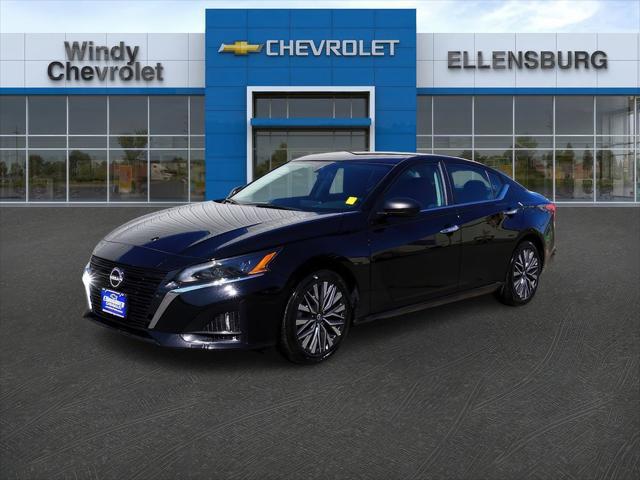 2025 Nissan Altima SV FWD