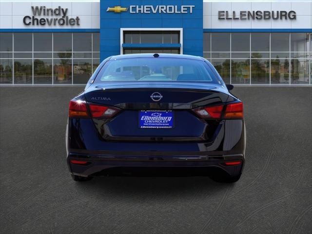 2025 Nissan Altima SV FWD