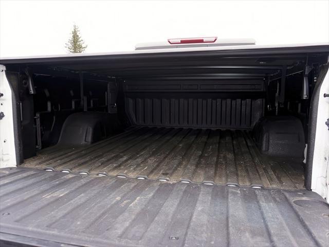 2022 Chevrolet Silverado 1500 4WD Crew Cab Standard Bed LT