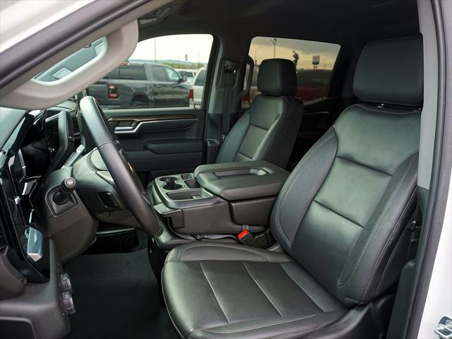2022 Chevrolet Silverado 1500 4WD Crew Cab Standard Bed LT
