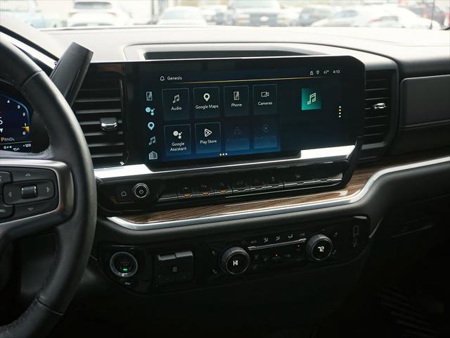 2022 Chevrolet Silverado 1500 4WD Crew Cab Standard Bed LT