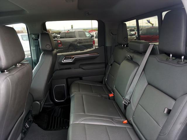 2022 Chevrolet Silverado 1500 4WD Crew Cab Standard Bed LT