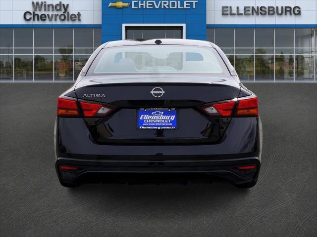 2025 Nissan Altima SV FWD