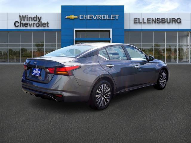 2025 Nissan Altima SV FWD