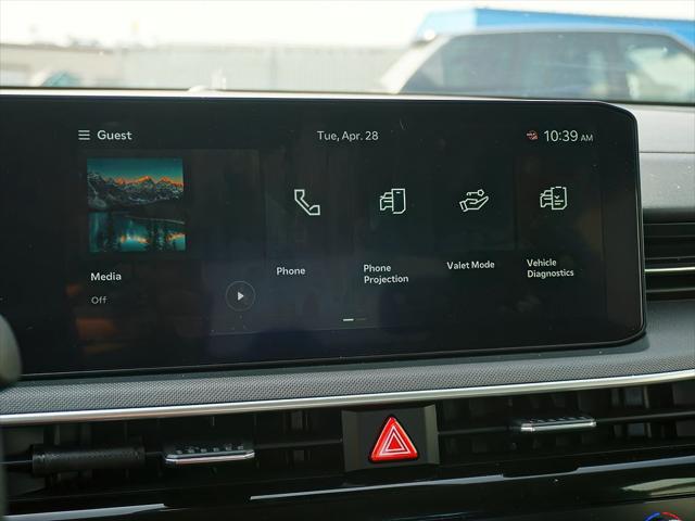 2025 Kia K5 LXS
