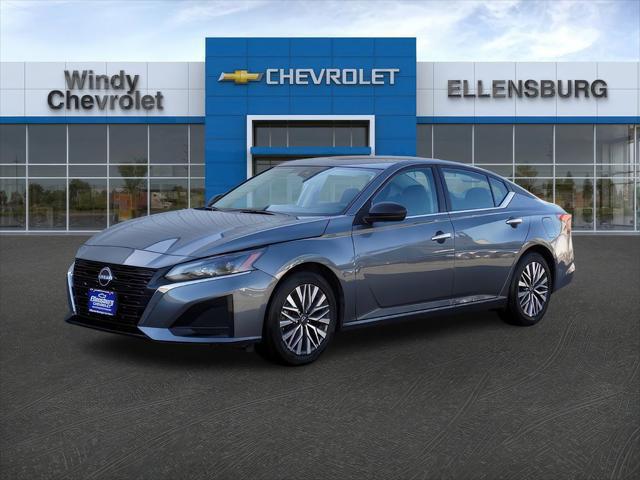 2025 Nissan Altima SV FWD