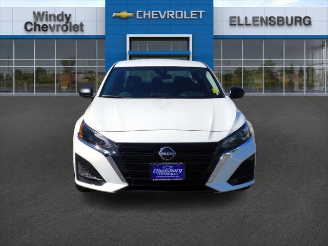 2025 Nissan Altima SV FWD