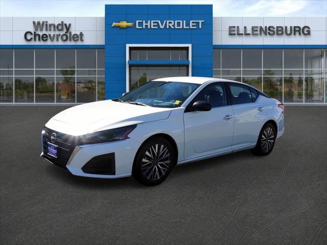 2025 Nissan Altima SV FWD