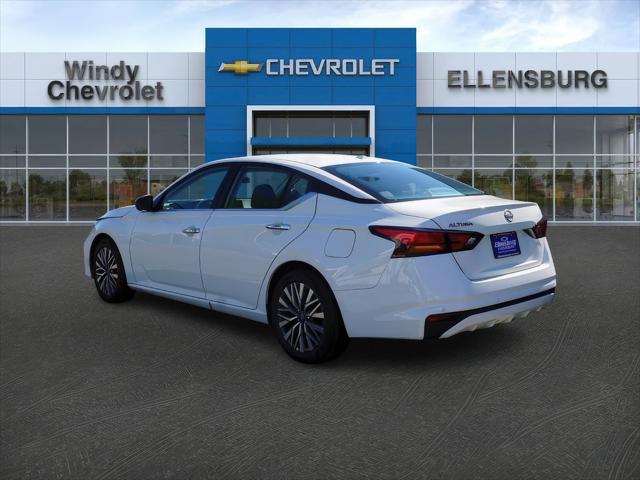 2025 Nissan Altima SV FWD