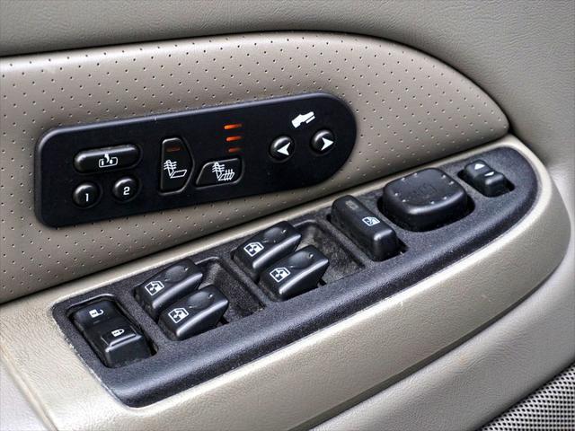 2004 Cadillac Escalade ESV Standard