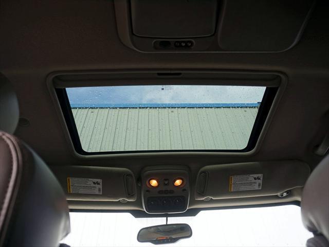 2004 Cadillac Escalade ESV Standard