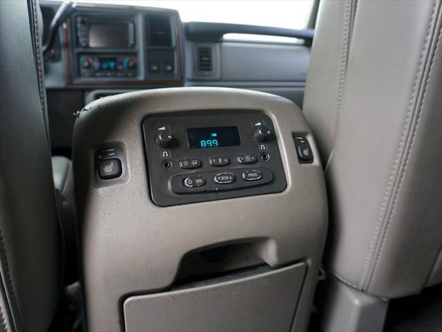 2004 Cadillac Escalade ESV Standard