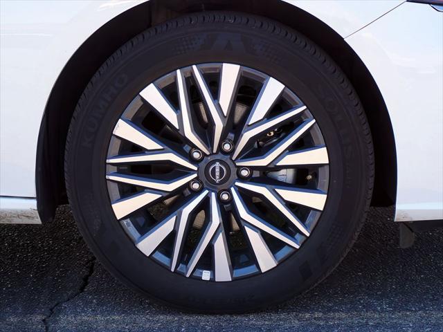2025 Nissan Altima SV FWD