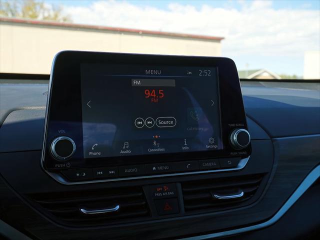 2025 Nissan Altima SV FWD