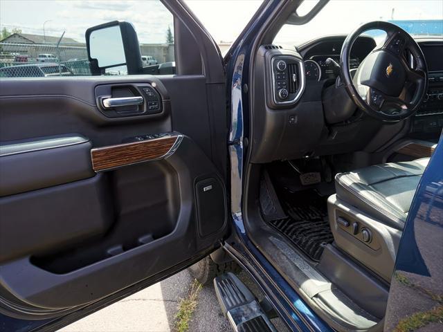 2022 Chevrolet Silverado 3500HD 4WD Crew Cab Standard Bed High Country